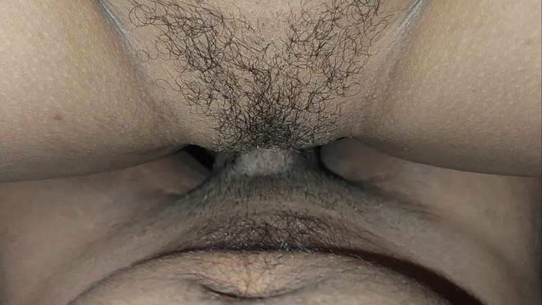 Rozi: Vợ Ấn Độ muốn thân mật với tôi khoảnh khắc lãng mạn