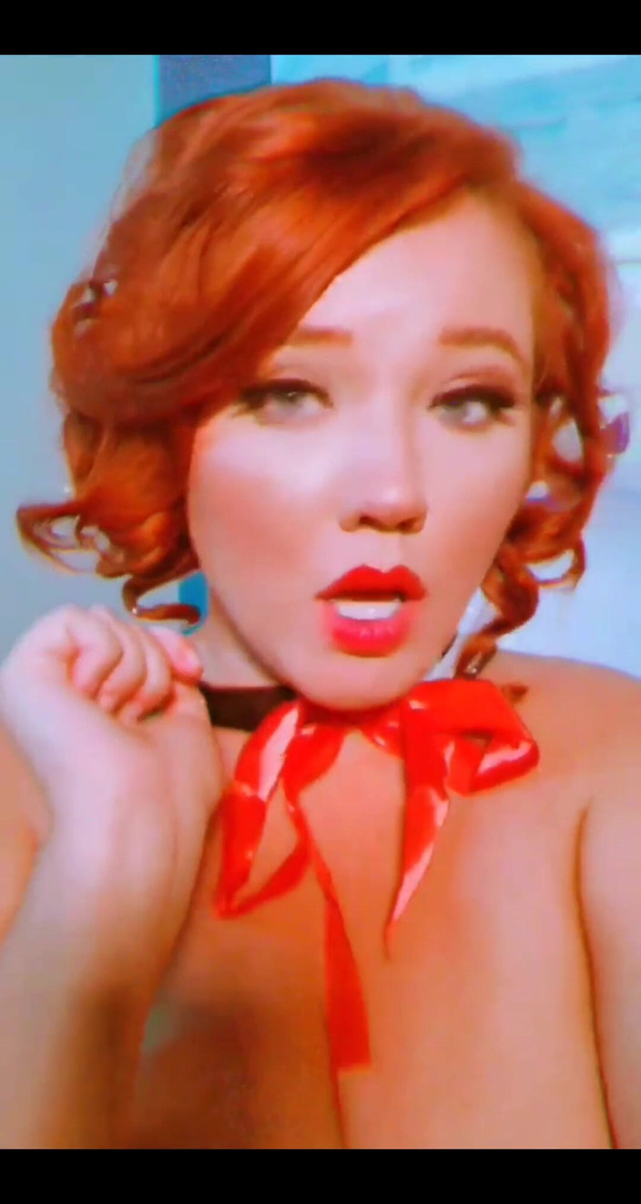 Annabelle Rogers: 선장에게 탑승할 수 있는 권한이 있습니까?