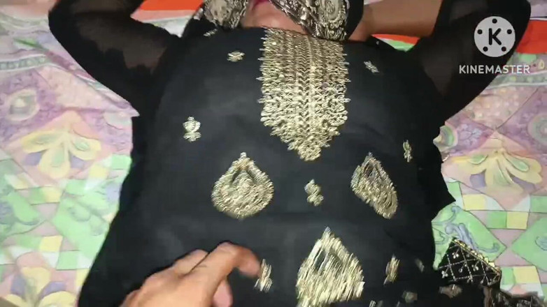 Nisha kajal: Bhabhi musulmano nuova sposata scopata duramente da indù devar