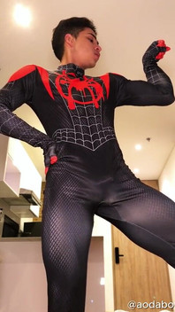 Suit Spiderman and Poses