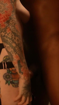 Tatuerad pawg greppar hans bbc