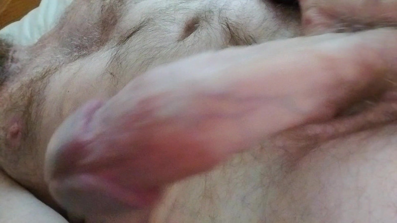 Hairyartist: Büyük siktiğim yarağımın seni boşaltmasına izin ver