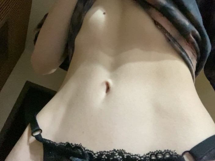 Princess Aisha: Sexy a Dry Abs