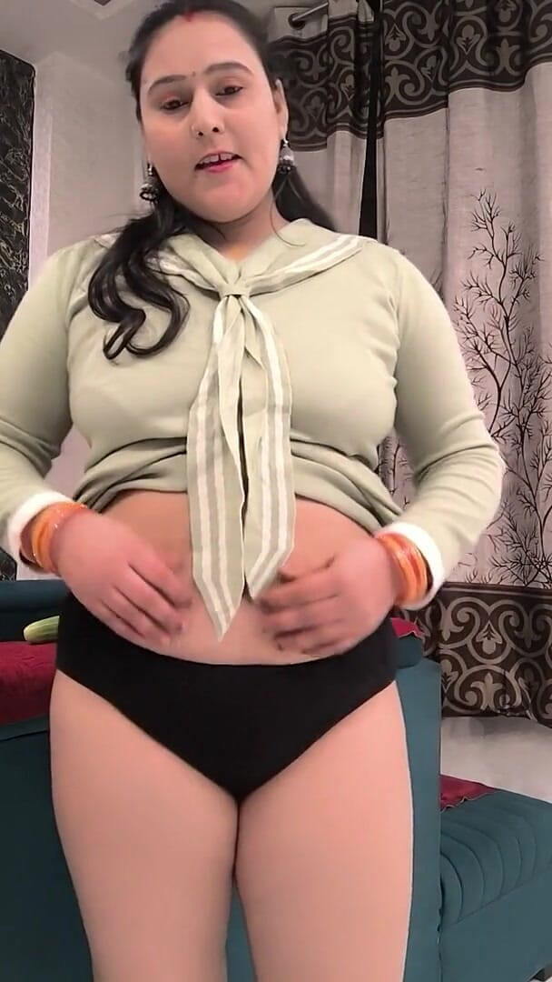 Pink Pussy Spread (Desi chudai hub)