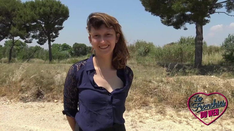 The Frenchies of the web: เมลานี่ สาวหื่นขี้เงี่ยน โดนสองผู้ชายผลัดกันเย็ด