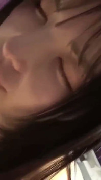 핸잡! 격렬한 친밀한 번식 장면, 깊고 김이 모락모락 나는 열정에 함께 얽혀 1일