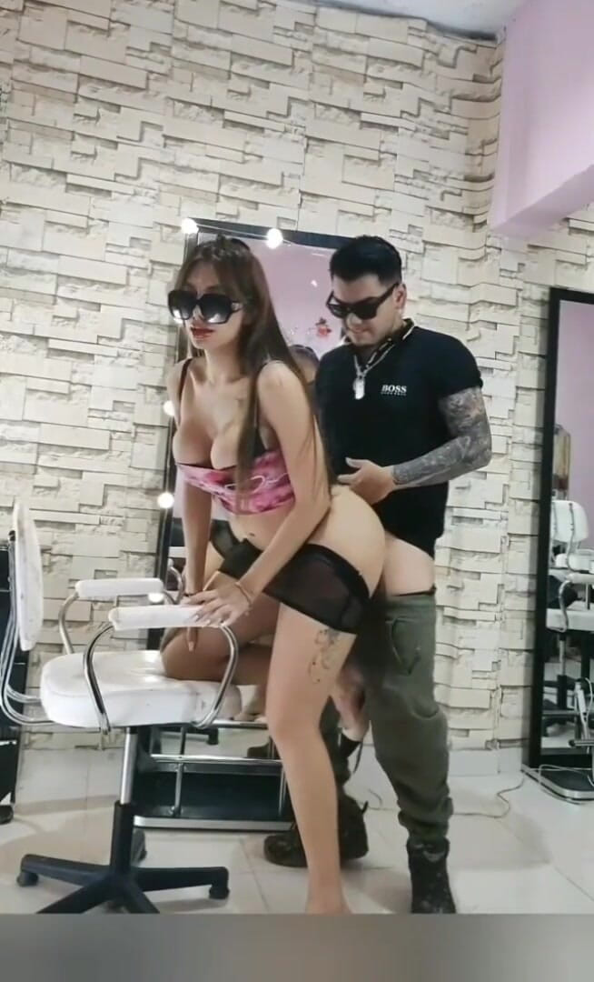 Barbietransxxxx: Dipotong Dengan Pengakhiran Bahagia - Bahagian 3