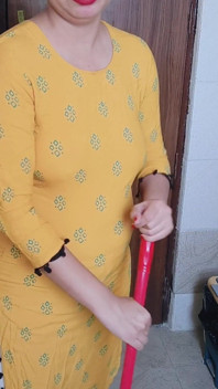 Hintli kamwali çantadan para çaldığı için oğlanla seks yapıyor Hintçe ses