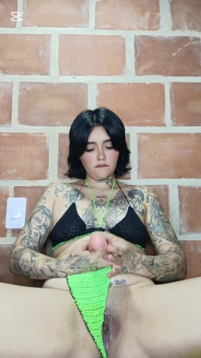 Dalyla: Déjame mostrare como me corro