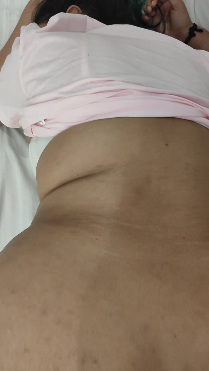 Crystalcouple: Yabancı sikişiyor ve para alıyor