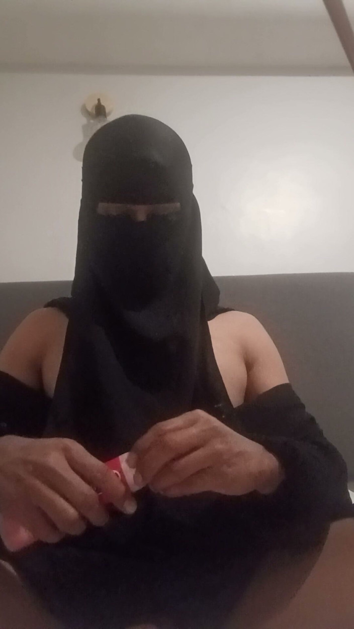 Malaysian Hijab Trans: Hijabsta