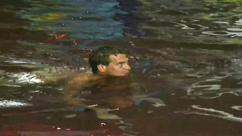 Vintage Climax: İki ateşli orta yaşlı seksi kadınla ateşli grup seks partisi...