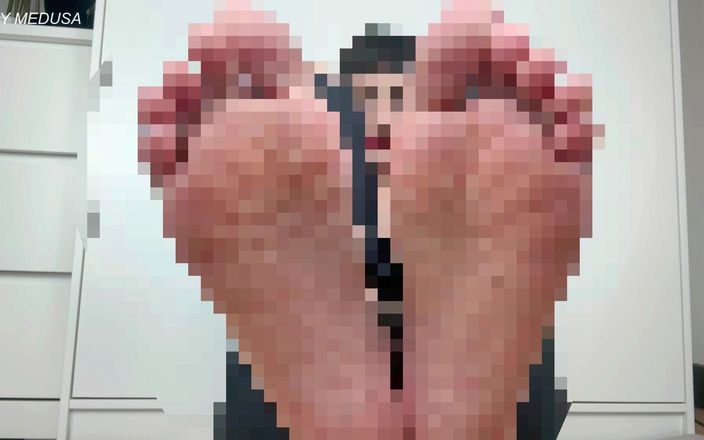 Lady Medusa: Tôi không cảm thấy tiếc cho bạn - pixel porn, foot...