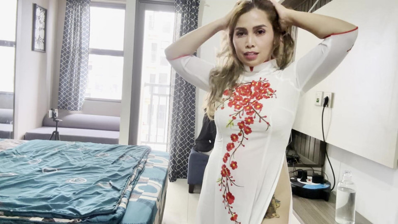 momi_itha_: My Wife Distracted Me From Work and I Fuck Her...