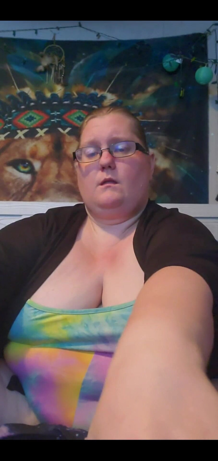 Misssunshinevip: Viens me caresser les pieds