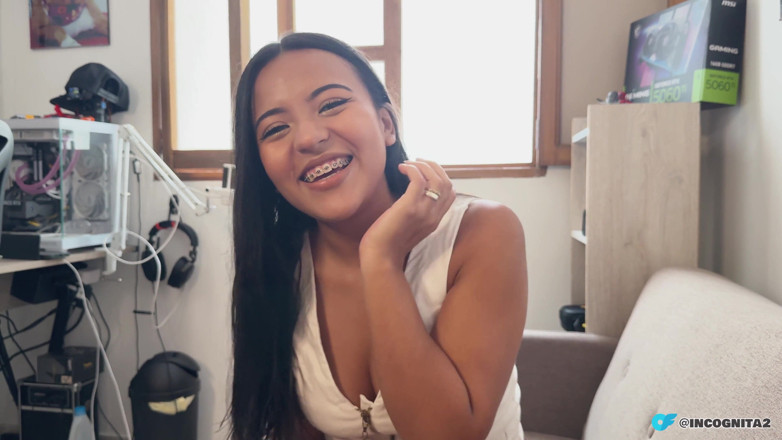 Solo_incognita: Horny Brunette Wants to See How I Fuck