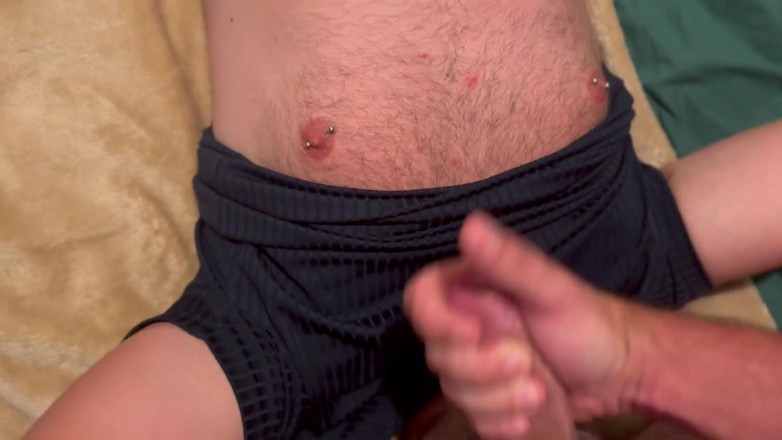 Glenn and Sonny: Ejaculare facială sexy