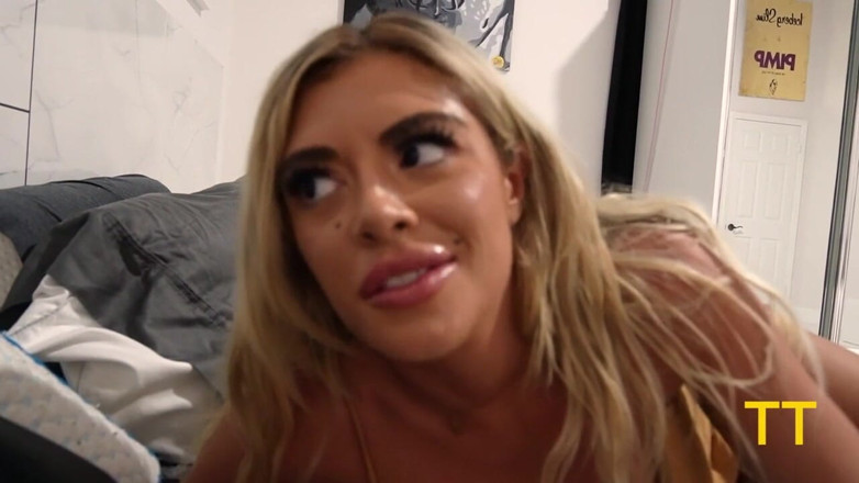 Teddy Tarantino: Horny GF Vivianne De Silva Wants to Fuck but BF...