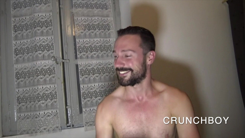 Bareback porn made in France: जेस रॉय द्वारा प्रतिस्थापित एक अच्छा निष्क्रिय