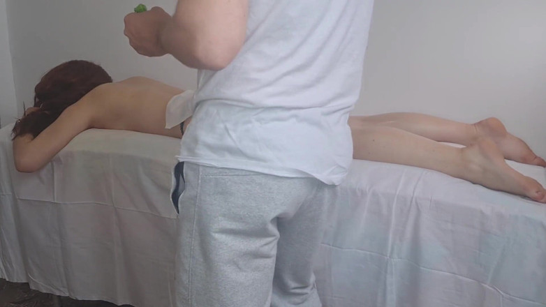 Viktoria_sekret: orgasme à une séance de massage réelle