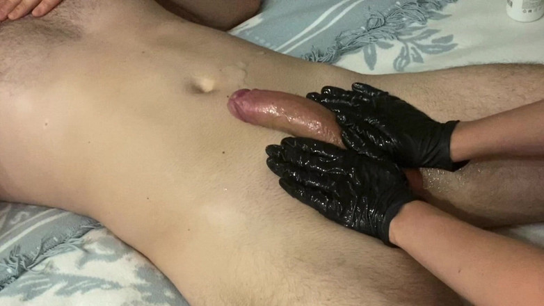 Julia-Softdome: Bloqueou o orgasmo logo abaixo da ponta. Fêmea em primeiro...