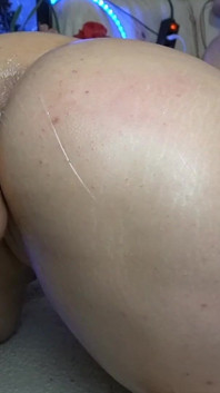 カムガールはダブルペネトラシオンをやっています!!彼女のケツの穴がきつすぎる!!