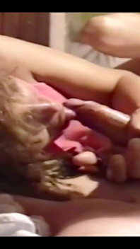 Primera vez latina de 58 años chupa tan enorme polla
