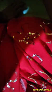 Sex cu cumnata Red Saree Desi