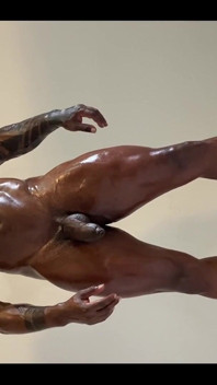 Oiled Sexy Body