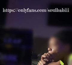 Soul Babiii: 내가 입은 영화를 보면서 그의 자지를 빨아. 자지 정액을 만드는 것 같은 느낌이 들었어