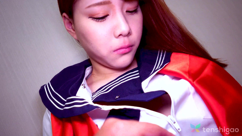 Tenshigao: La ragazza timida Yuri è così carina che mette la sua...