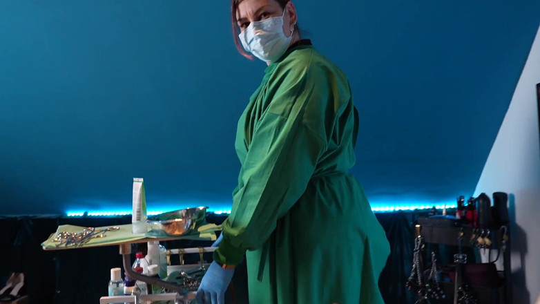 Sadic Sadie: Długa medyczna fantazja z perspektywy.