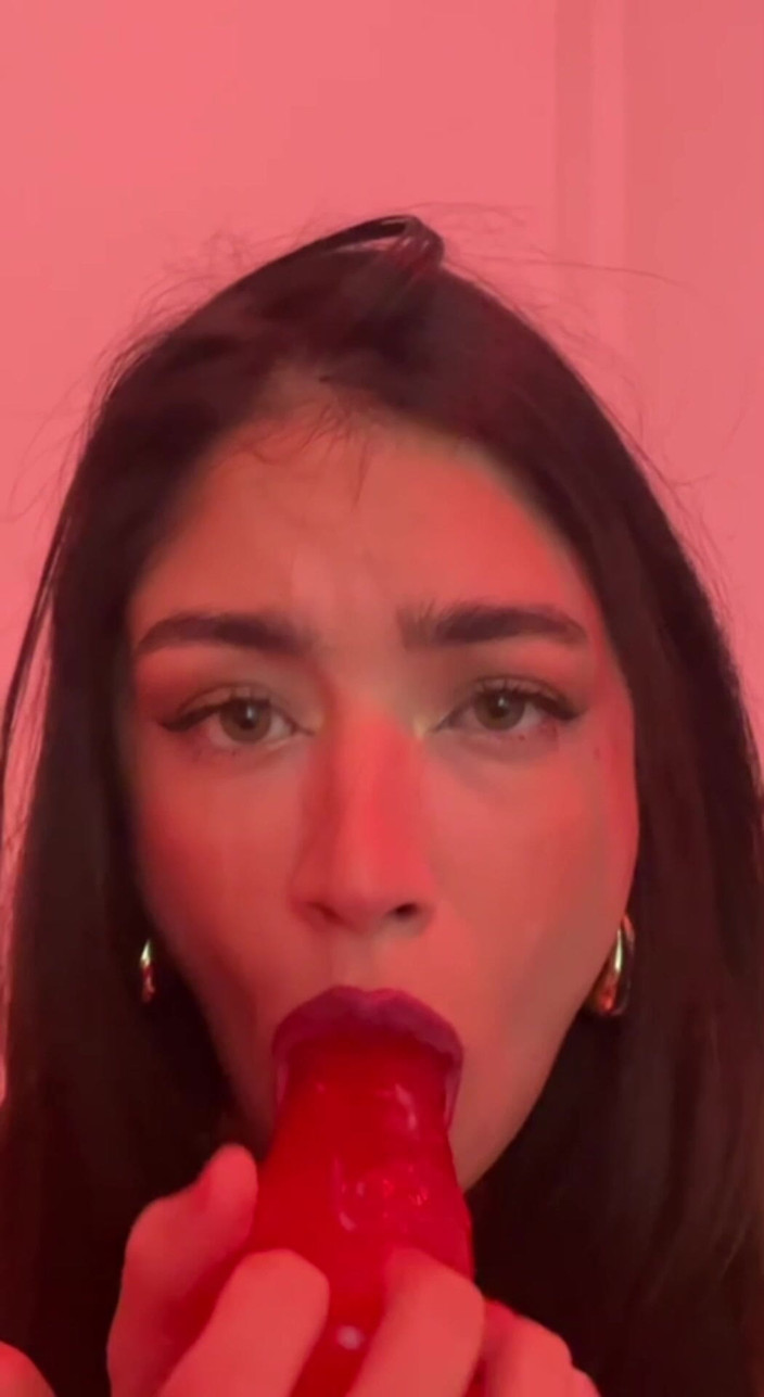 Josefina XOXO: Tekak Dalam Dengan Mainan Baru Saya
