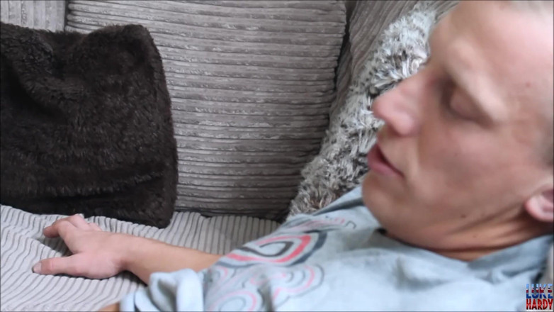 Luke Hardy XXX: Nympho Vicki's Cock Worship