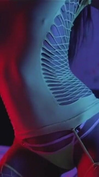 SANKTOR 013 - Dansatoare de striptease se masturbează în pat