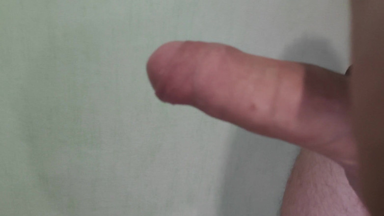 Auff: Guy jerking off dick