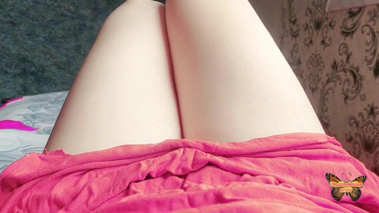 Kitty_Cross: Beauté blonde, peau blonde, gros cul rebondi, énergie féminine
