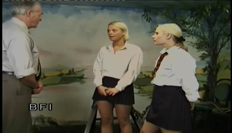 House of lords and mistresses in the spanking zone: Lecții de disciplină