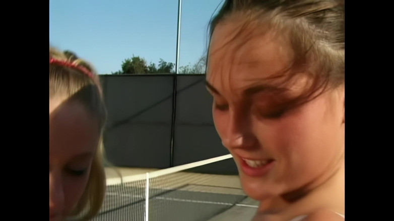 Pornobello: 금성: 테니스 후 보지 핥는 걸 좋아해