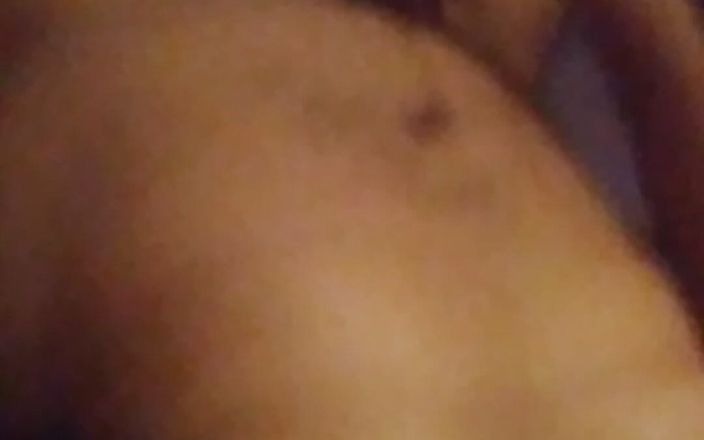 Sexy Miguel: Сексуальна Мігель трахає свій гей-член своєю красивою італійською шкірою