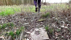 Bouncy Tits Action: Nahoře bez v lese - tvrdé fackování prsou