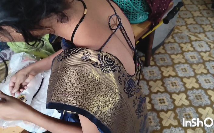 Desishycouple: मैं घर पर अकेली हूं और हस्तमैथुन कर रही हूं भाग 1