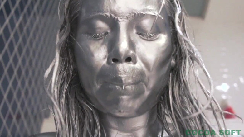 Cocoa Soft: This is the 5th in the world metallic body painting series