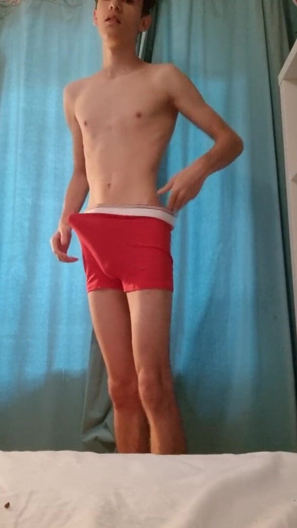 Endeless guys: Senin için boksörümü çıkarıyorum