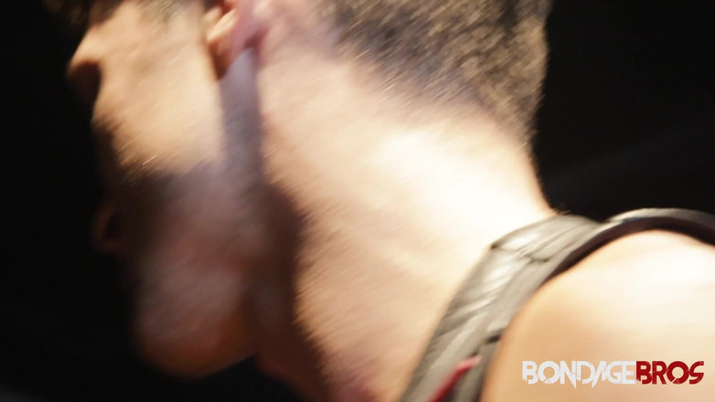 Bondage Bros: Devin Flogs Zac