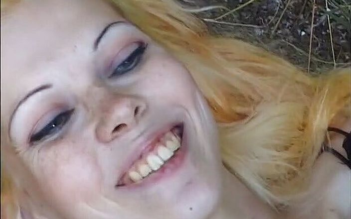 Radical pictures: Hot teen fucked in nature