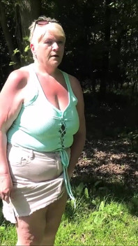 Prinsă scurtă în pădure
