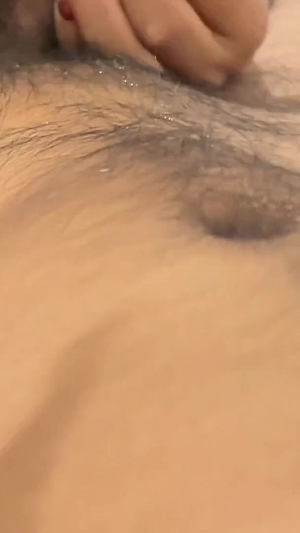 Happyhome: Pareja india tuvo sexo oral en la cama aplicando miel...