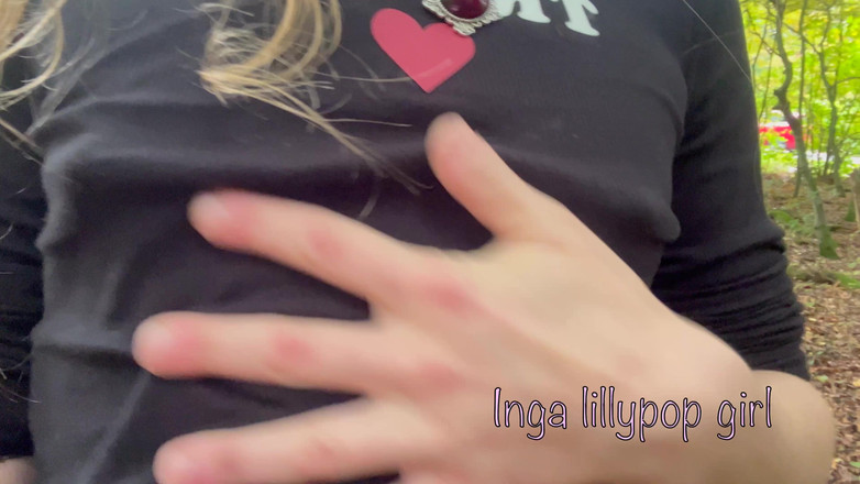 Inga lillypop girl: Lady Plays with Her Tits in the Forest