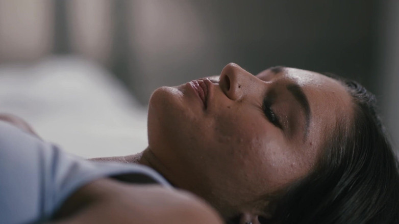SweetheartVideo: Massageie uma lésbica bonita